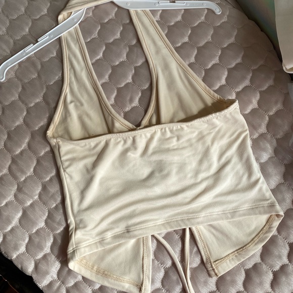 Beige Halter Top with Keyhole - Picture 4 of 4